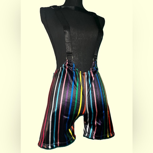 CLUB EXX / DOLLS KILL Pride Harness Shorts - Picture 3 of 6